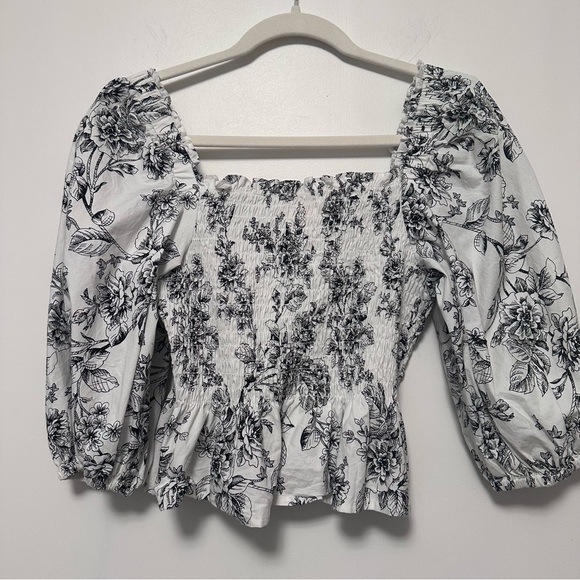 RACHEL PARCELL black and white romantic floral smocked puff sleeve top size 0 - Picture 3 of 5